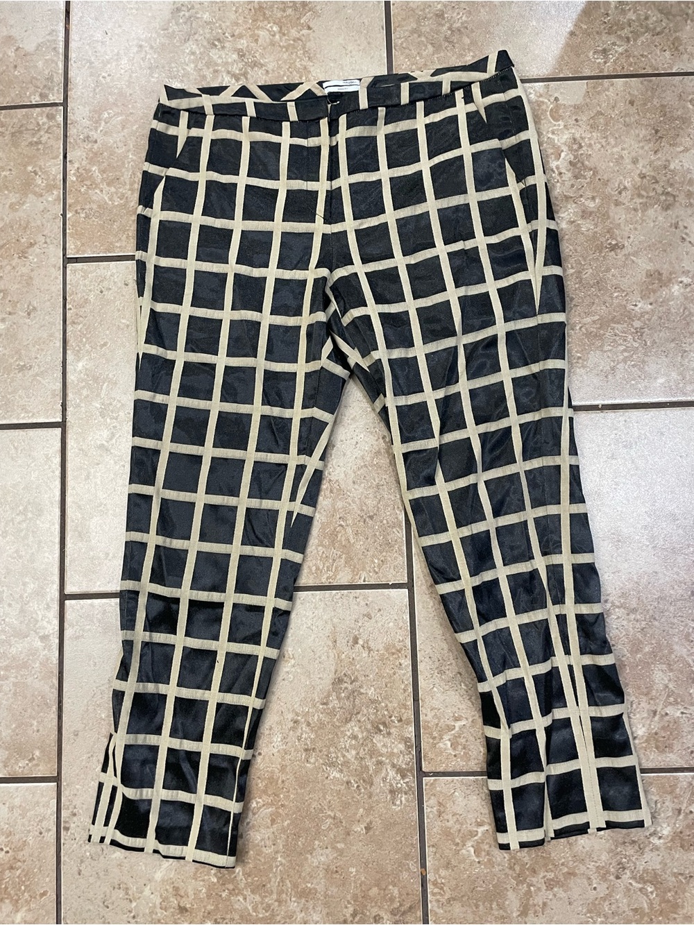 Halogen Women’s Black and Tan Grid leggings